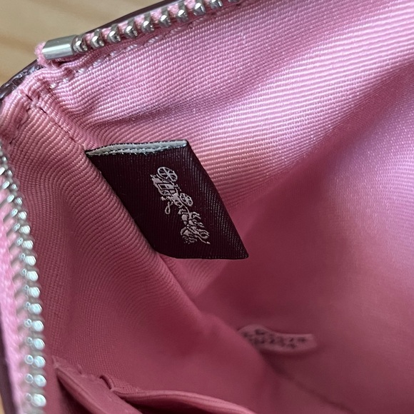Coach Wristlet🎈🎈 - Picture 7 of 9